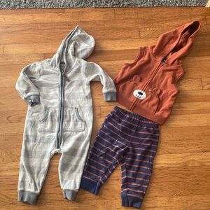 Carters Baby Boys Fleece Clothes Bundle Size9 Months